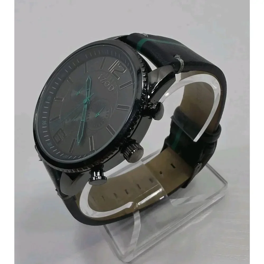Mens Izod Watch Round Black Dial Black & Green Faux Leather Band New Battery 269